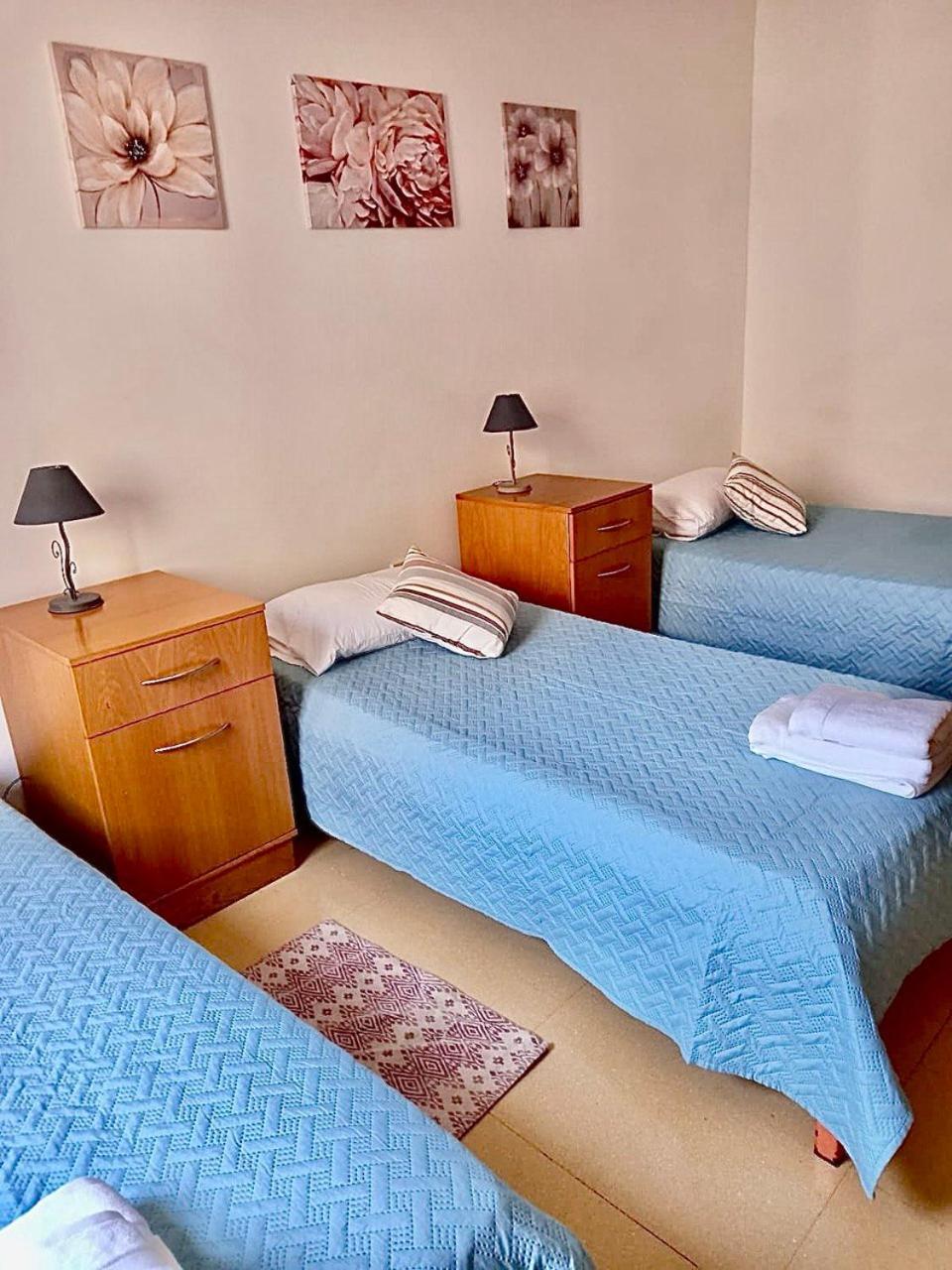 Malta Crown Guesthouse Saint Julian's ภายนอก รูปภาพ